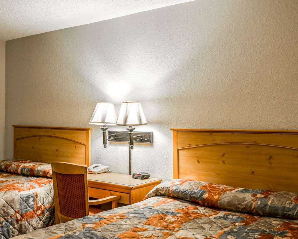 Rodeway Inn Asheville Bilik gambar